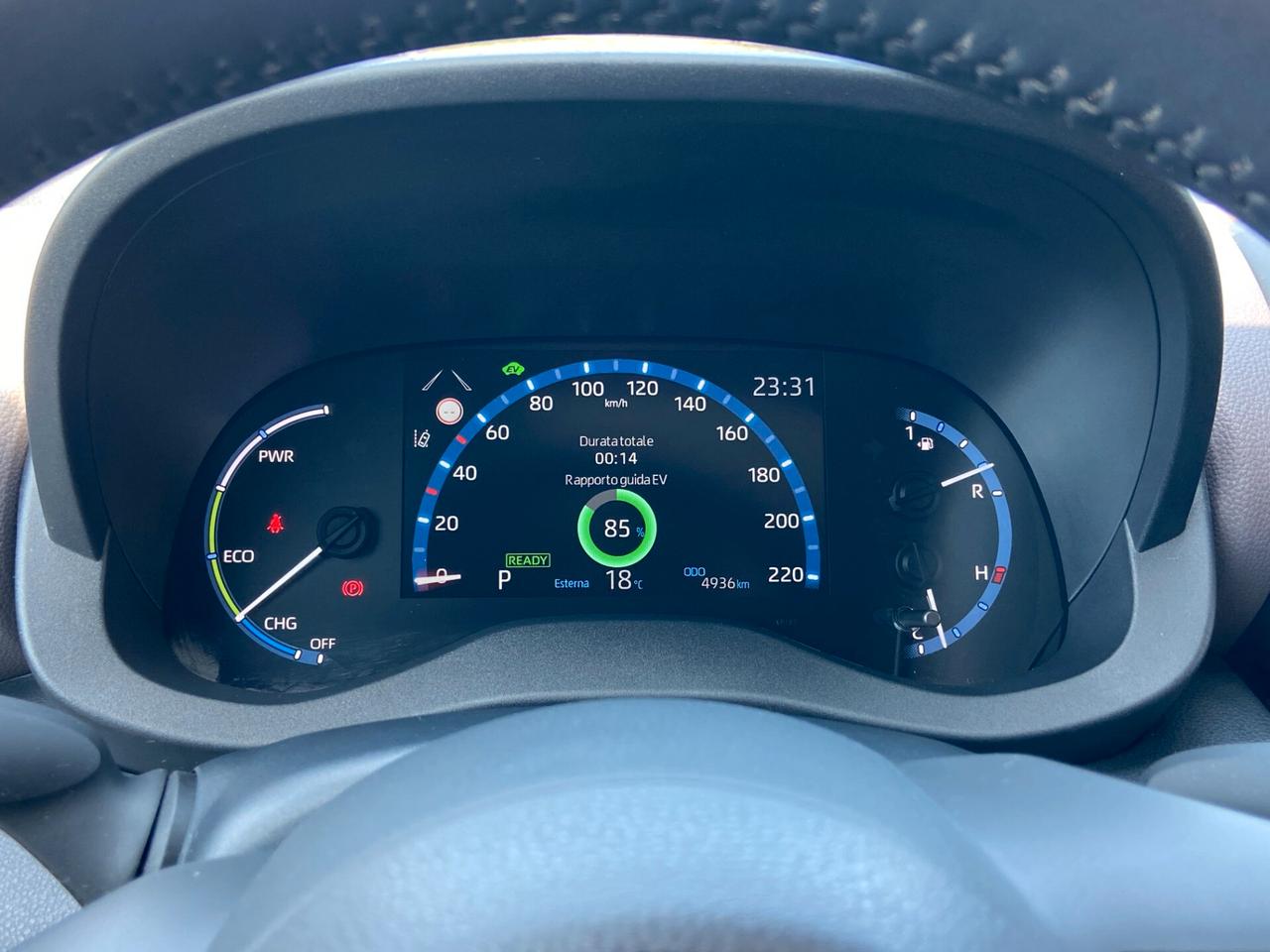 Toyota Yaris Cross 1.5h Lounge fwd 116cv e-cvt