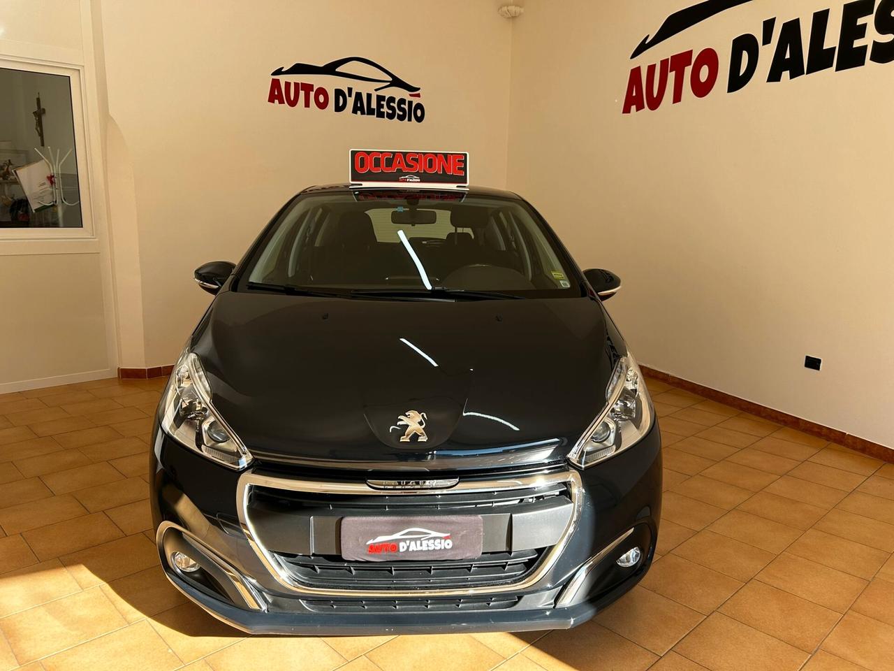 Peugeot 208 PureTech 82 Stop&Start 5 porte Signature