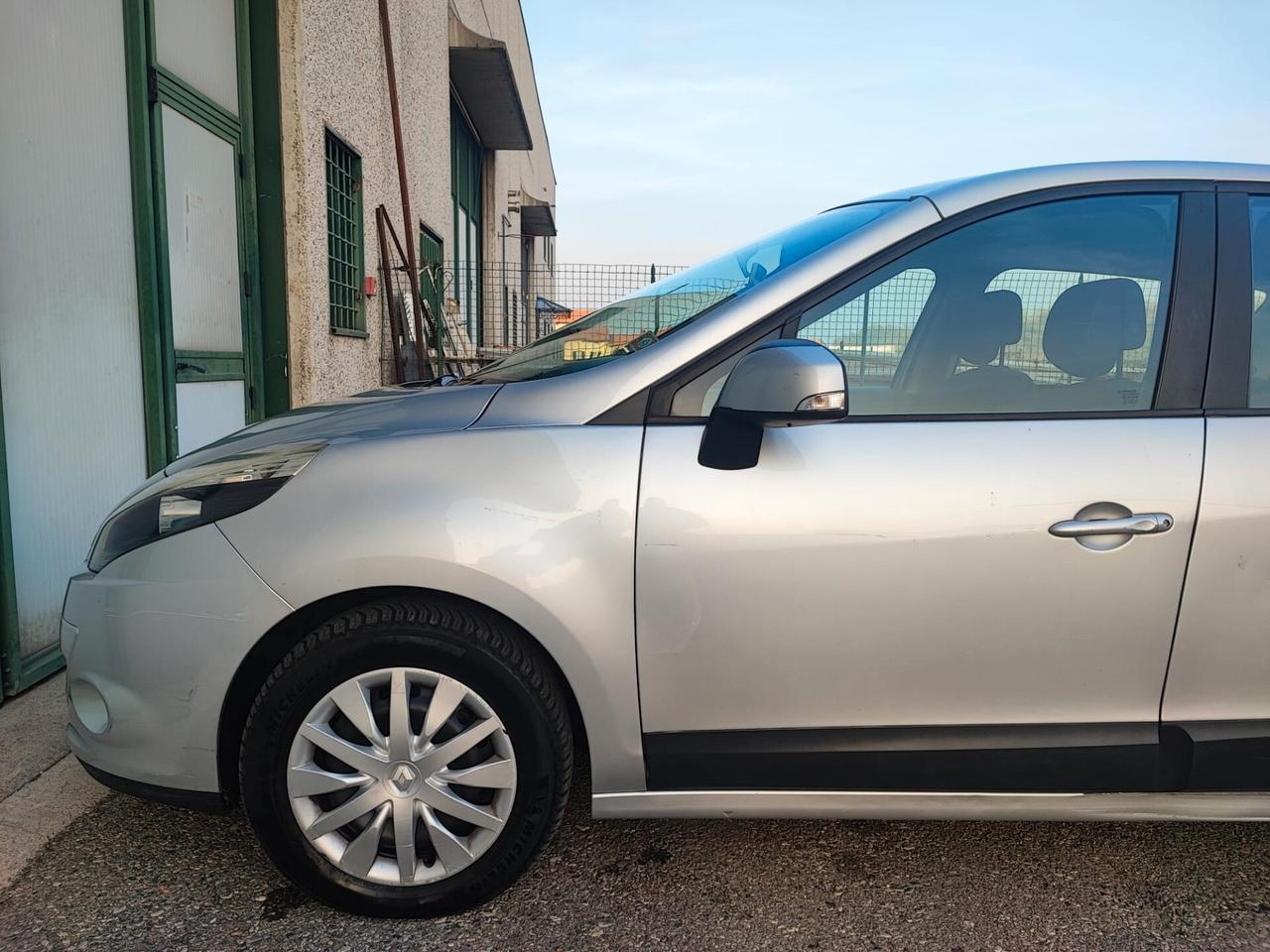 Renault Scénic 1.5 DIESEL UNICO PROPRIETARIO 2010