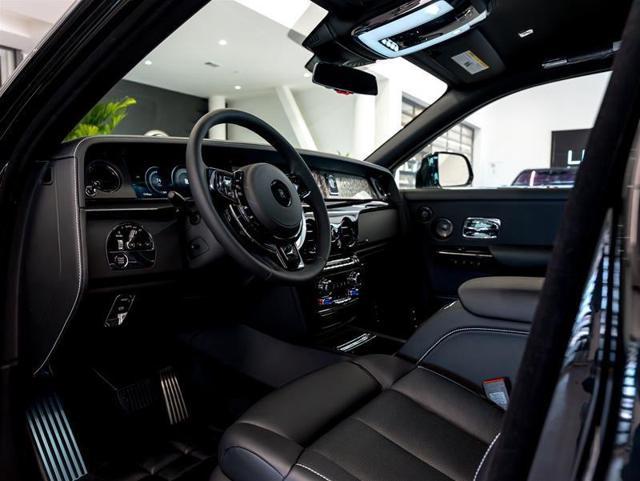 ROLLS-ROYCE Phantom PHANTOM SWB "BLACK DIAMOND" W12 563HP NEW CAR