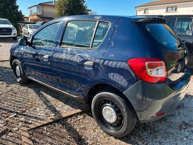 Dacia Sandero 1.2 75CV