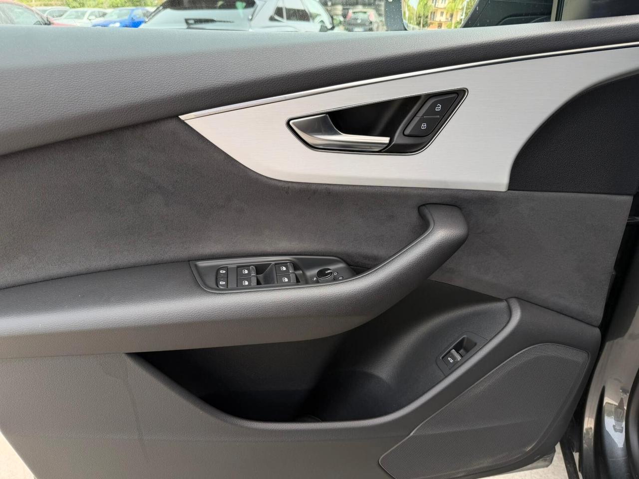 Audi Q8 50 TDI 286 CV quattro tiptronic Sport