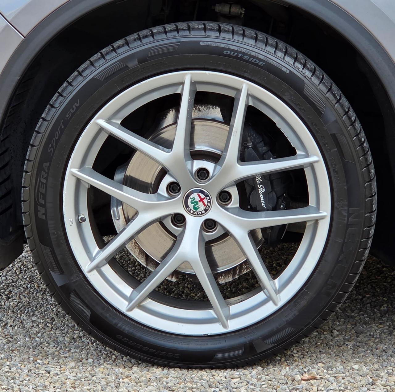 Alfa Romeo Stelvio 2.0 Turbo 280 CV AT8 Q4 First Edition