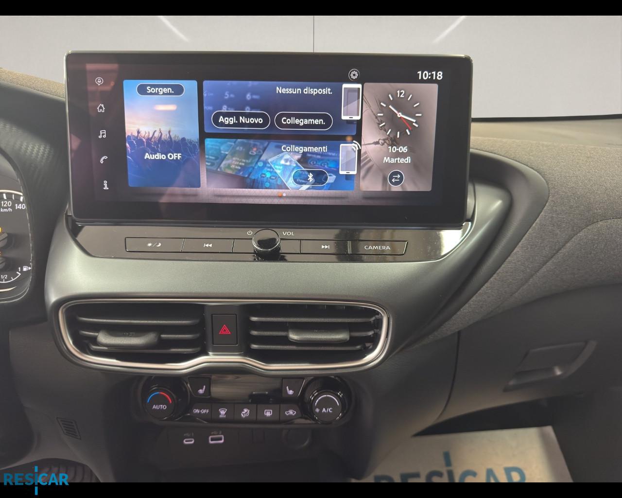 NISSAN JUKE ACENTA AMT