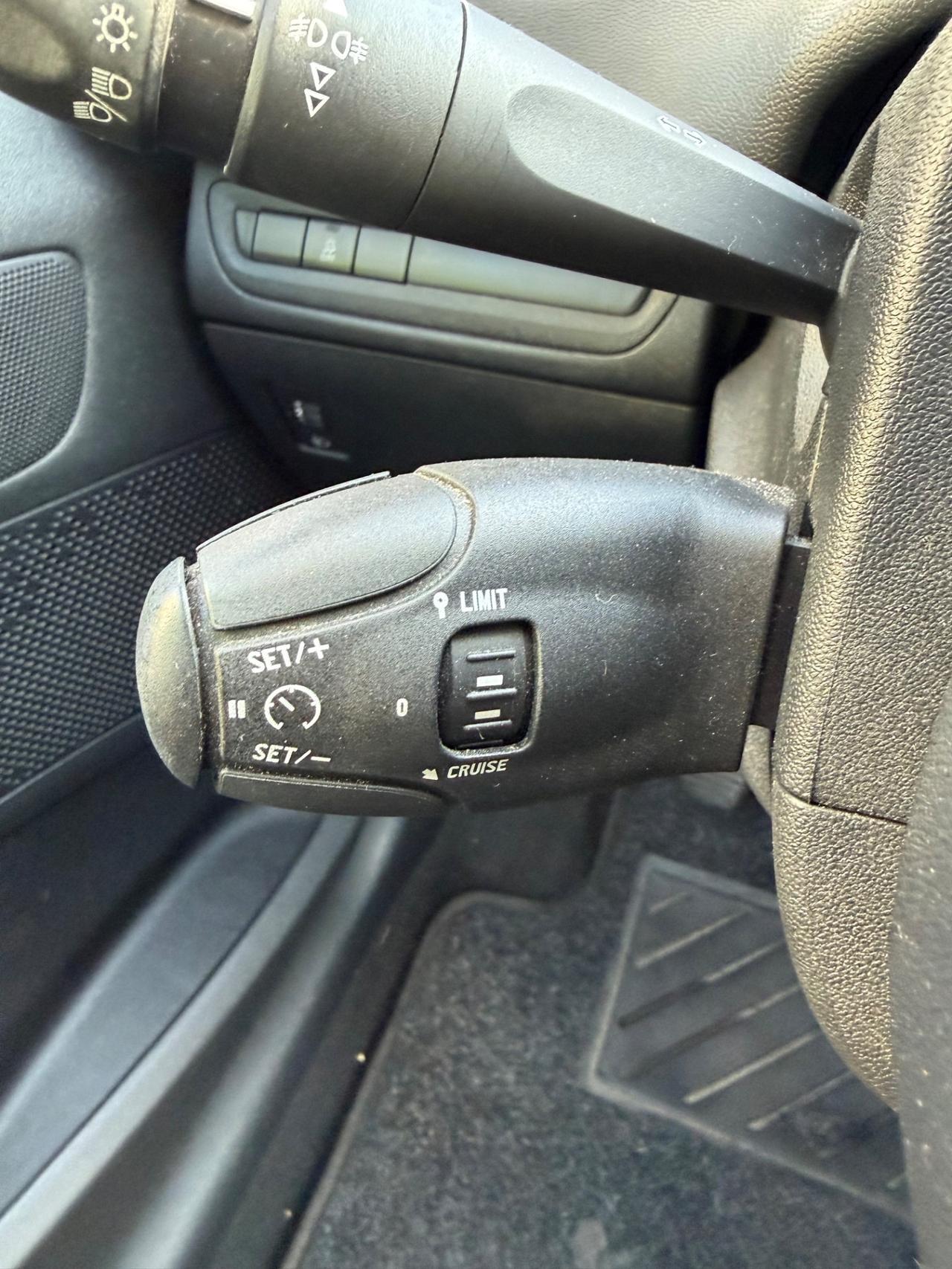 Peugeot 208 1.2 Neopatentati Euro 6