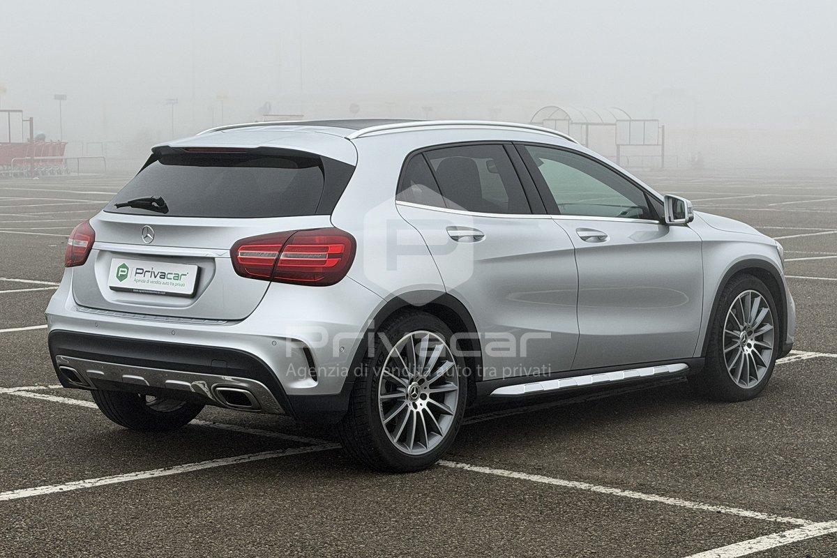 MERCEDES GLA 220 d Automatic Premium
