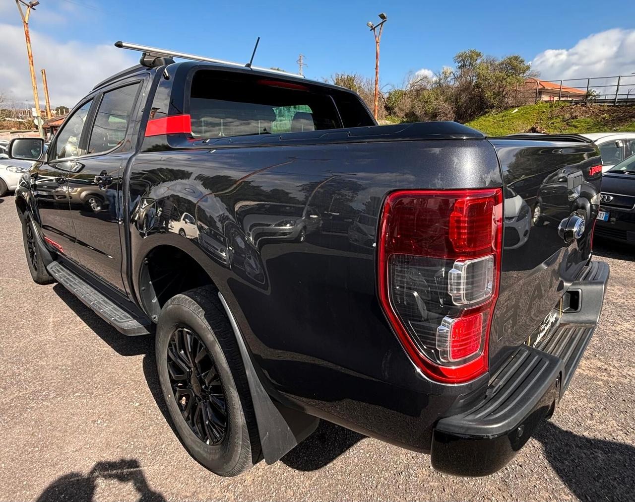 Ford Ranger Thunder 2.0 TDCi aut. 213 CV Wildtrak 5 posti