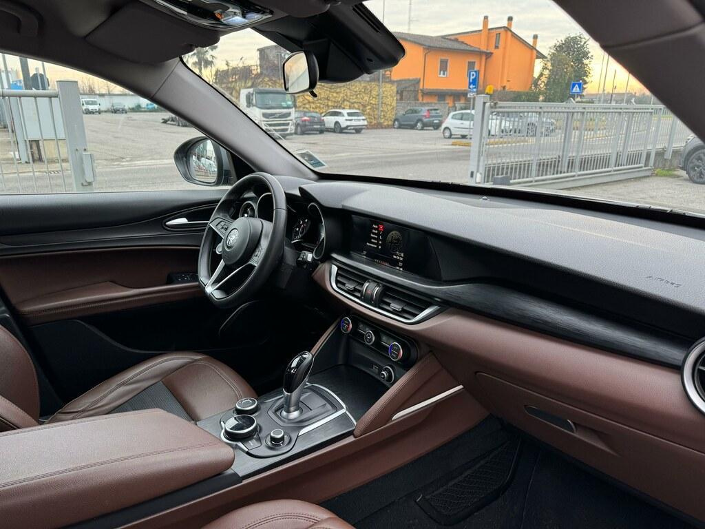 Alfa Romeo Stelvio 2.2 Turbo Super RWD Auto