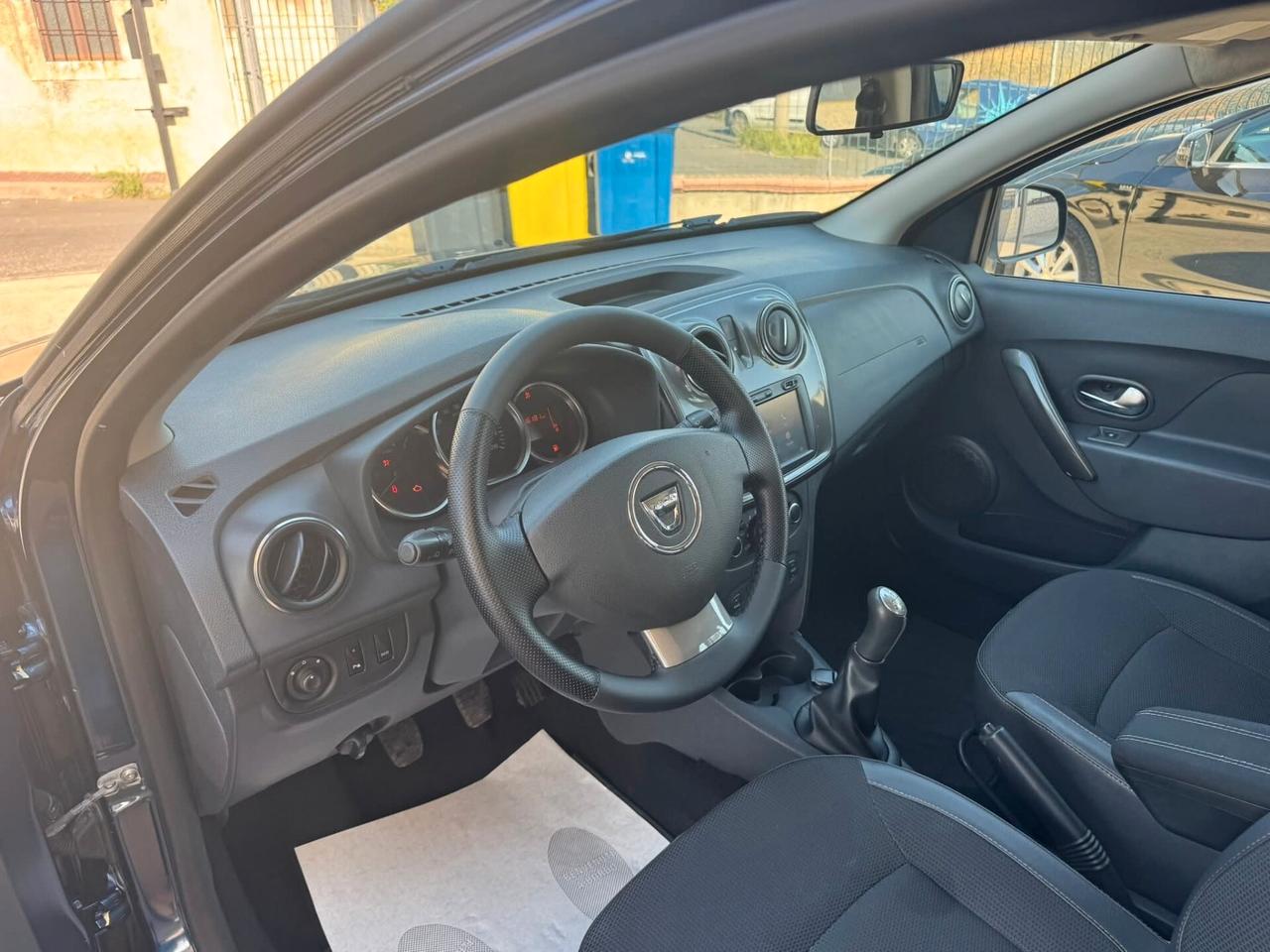 DACIA SANDERO STEPWAY 1.5 DCI 90CV UNICO PROPRIETARIO