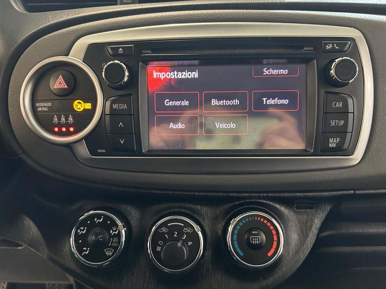 Toyota Yaris 1.0 benzina 51kw 2013