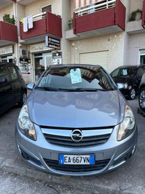 Opel Corsa 1.2 5 porte Cosmo