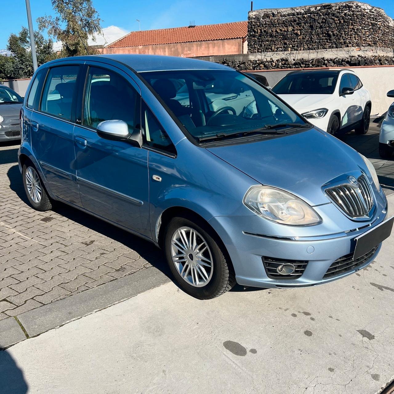 Lancia MUSA 1.3 Multijet Poltrona Frau