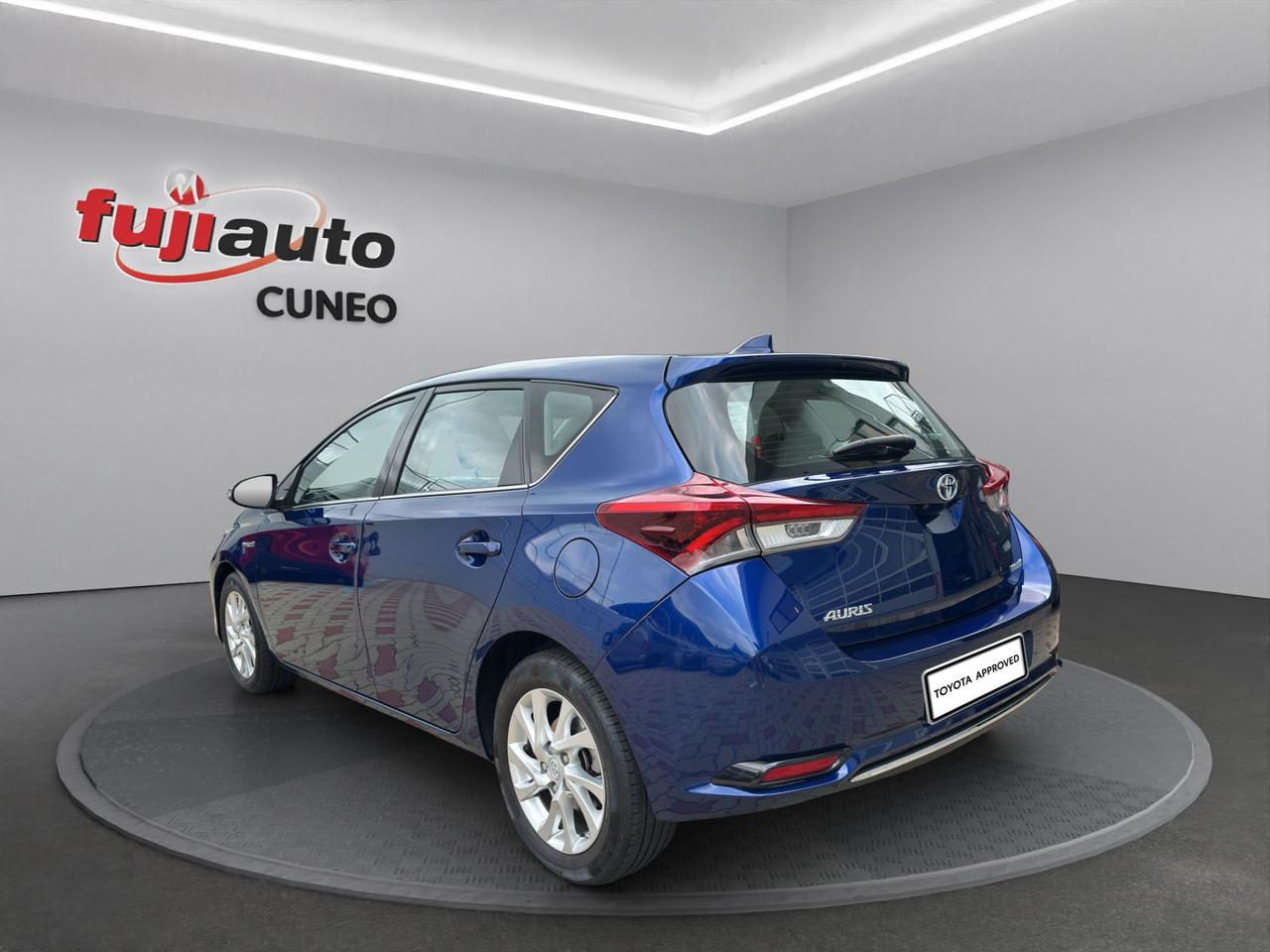 Toyota Auris 1.8h Active cvt my17