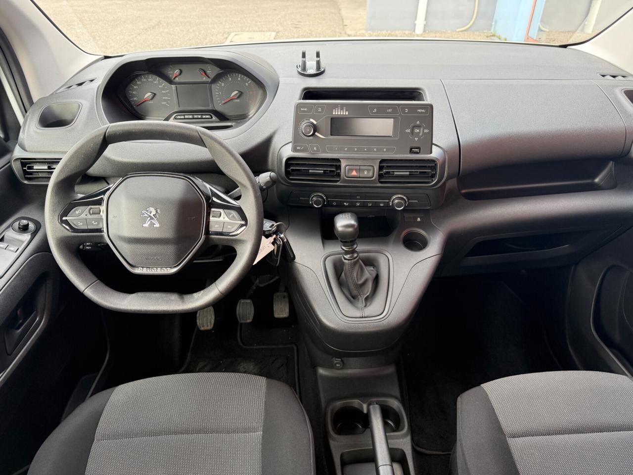 Peugeot Rifter - Auto per disabili con pianale ribassato