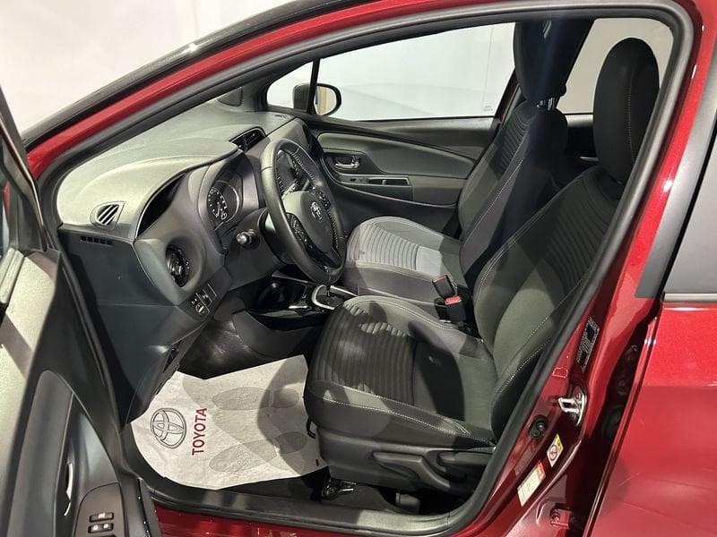Toyota Yaris Yaris 1.5 Hybrid 5 porte Trend "Red Edition" + CAR PLAY AREA C FREE