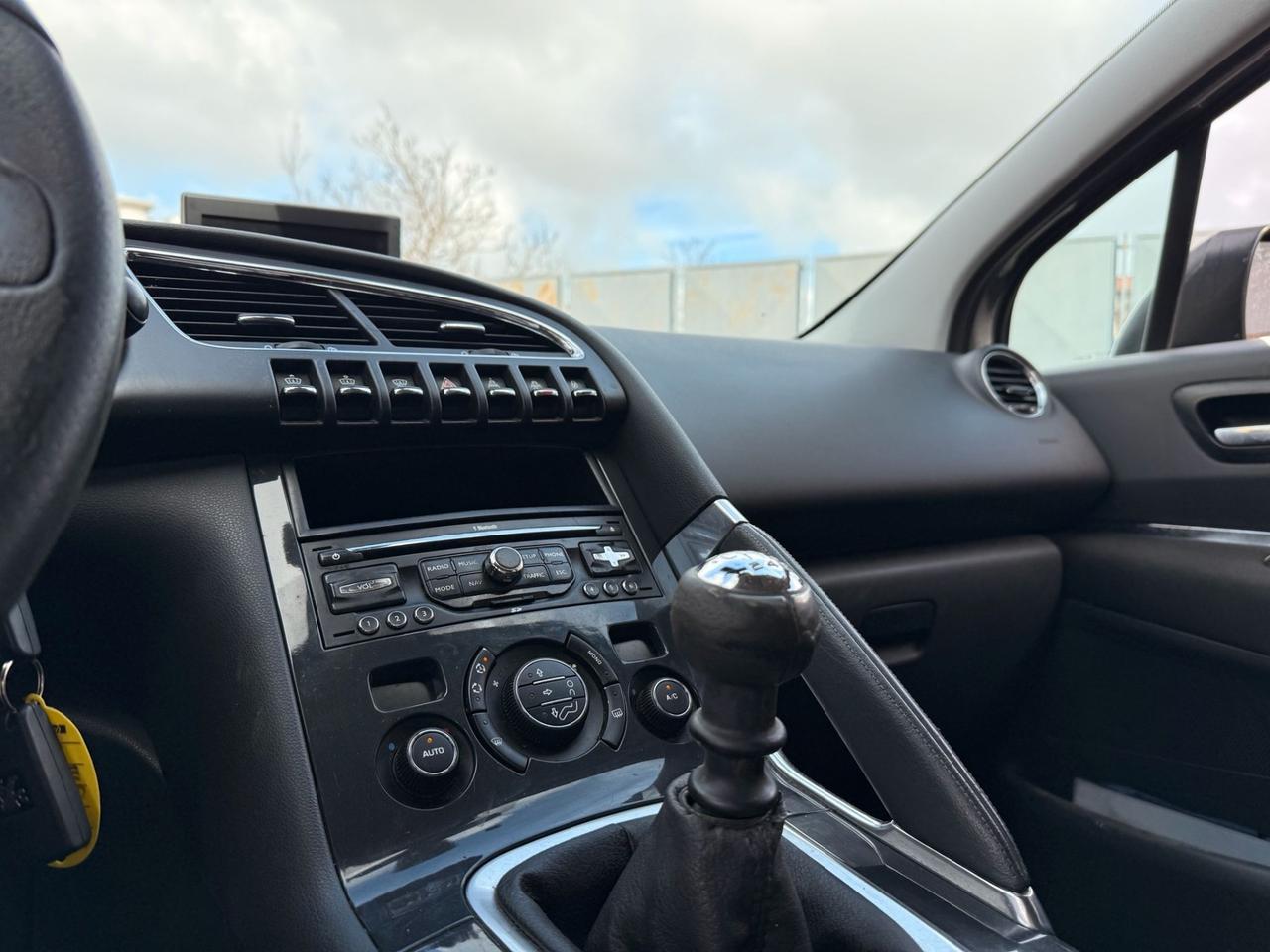 Peugeot 3008 1.6 HDi 112CV Business