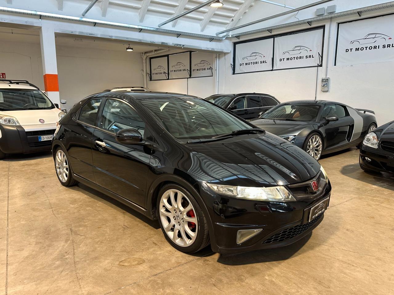 Honda Civic 1.8 i-VTEC 5p. AUTOMATICA