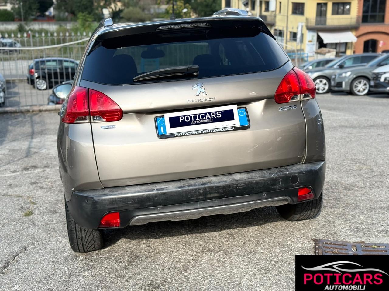 Peugeot 2008 BlueHDi 100 Allure