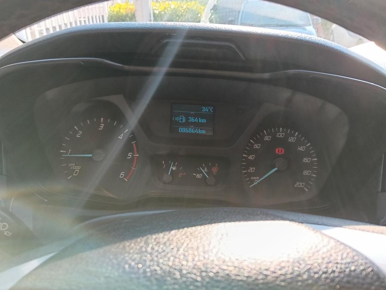 Ford transit cassone fisso