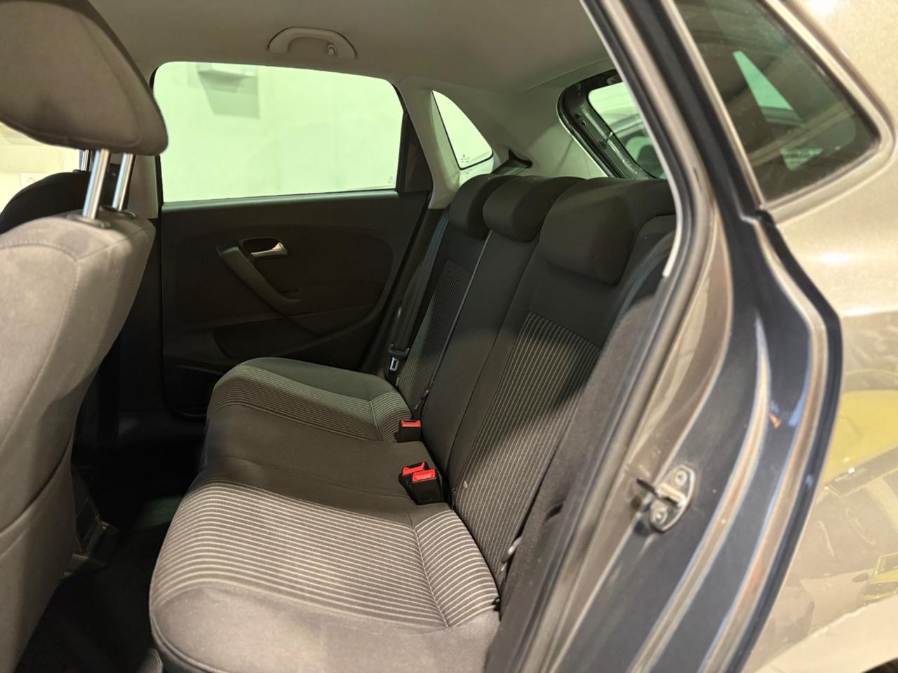 Volkswagen Polo 1.6 TDI 90CV DPF DSG 5 porte Highline