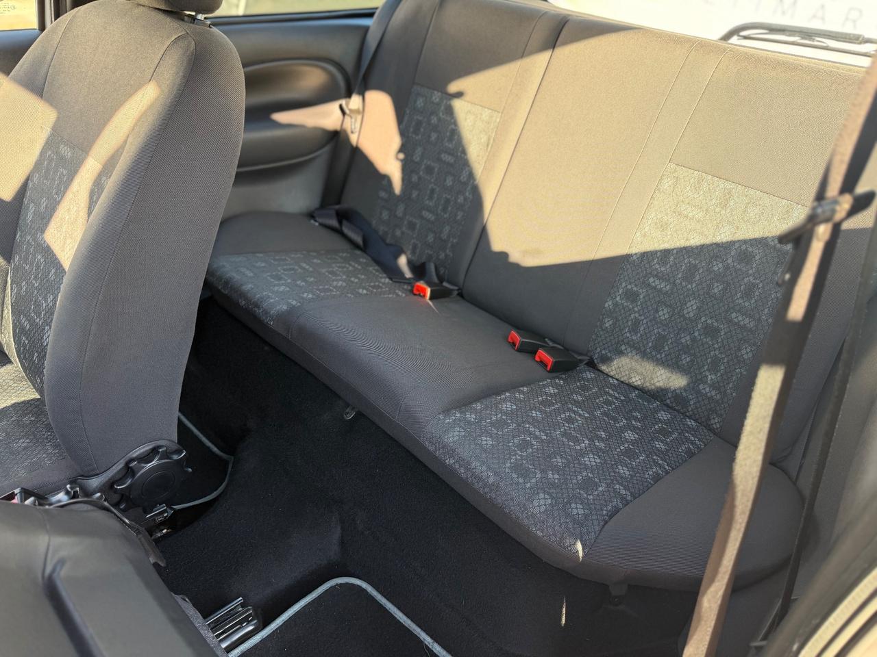 Ford Fiesta 1.2i 16V cat 3 SOLO 100.000 KM NEOPATENTATI OK