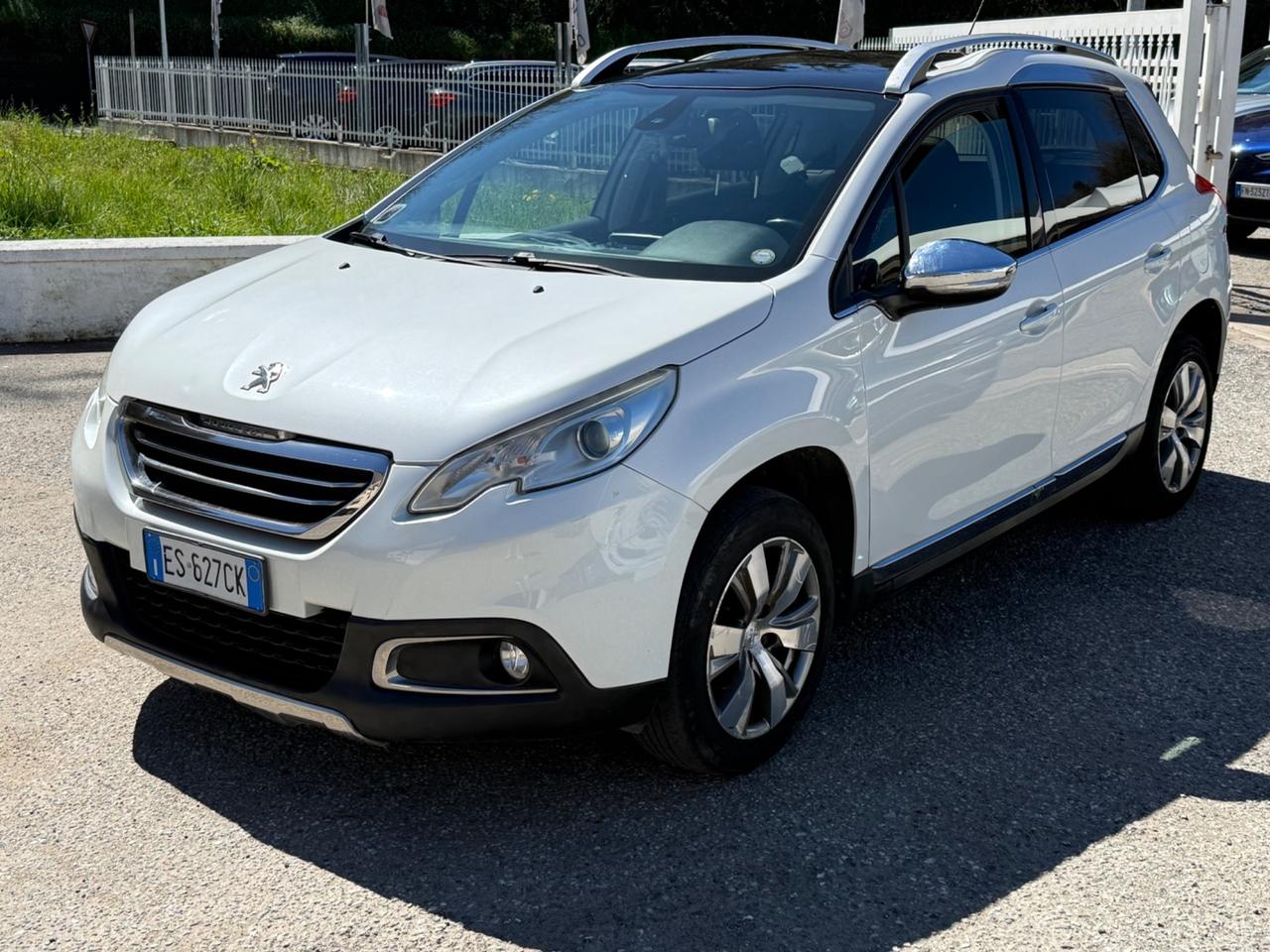 Peugeot 2008 1.2 VTi 82CV Allure
