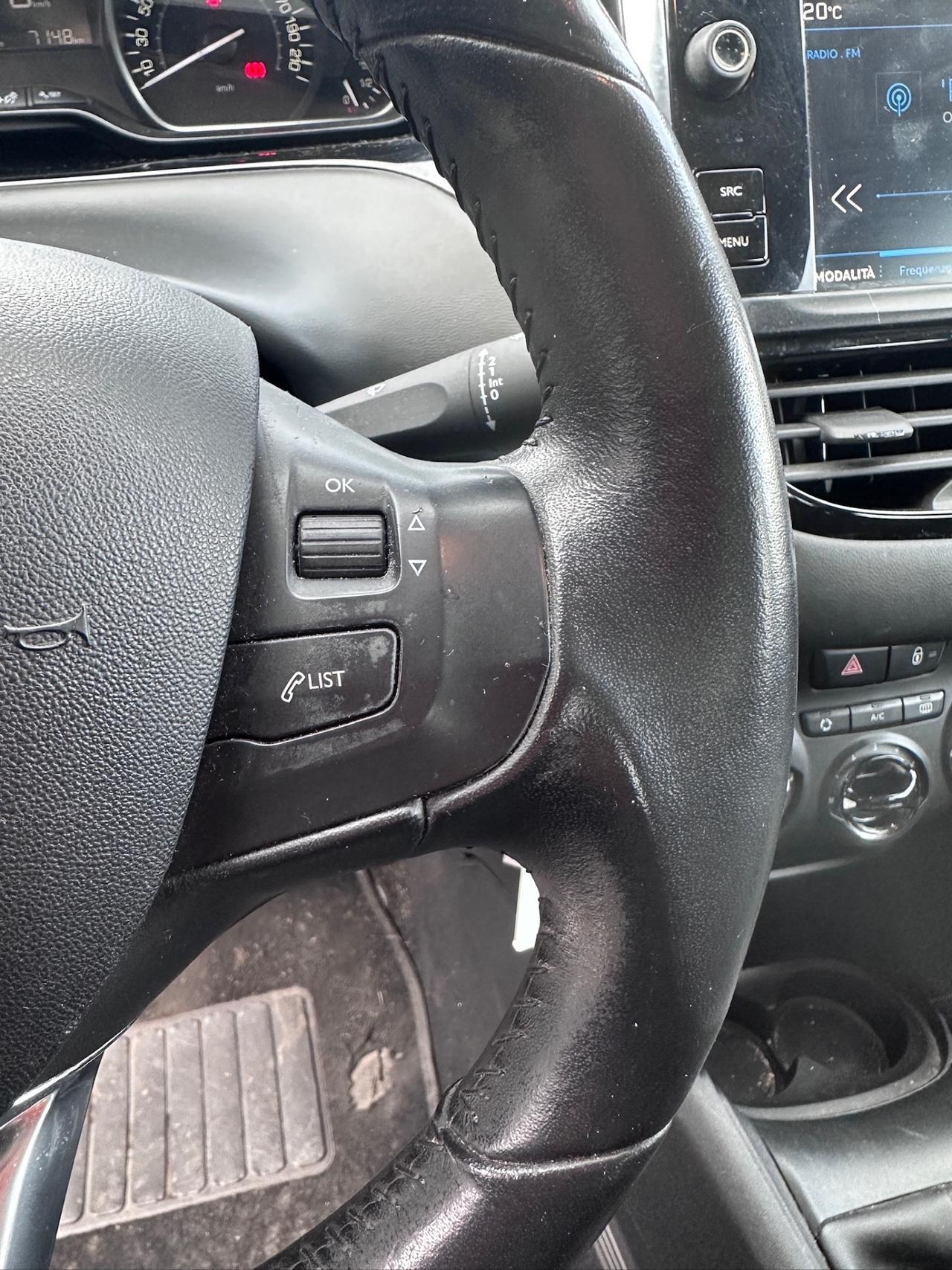 Peugeot 208 PureTech 82 5 porte Allure solo 103 mila km