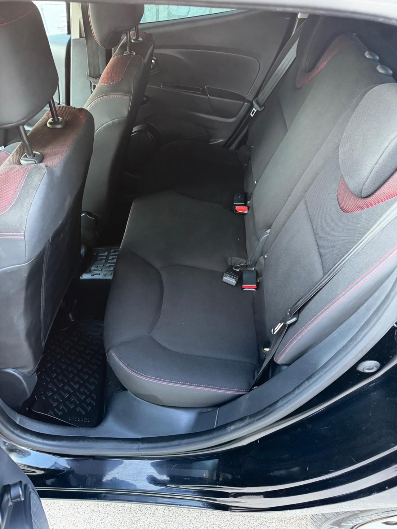 Renault Clio 1.2 75CV 5 porte unico proprietario