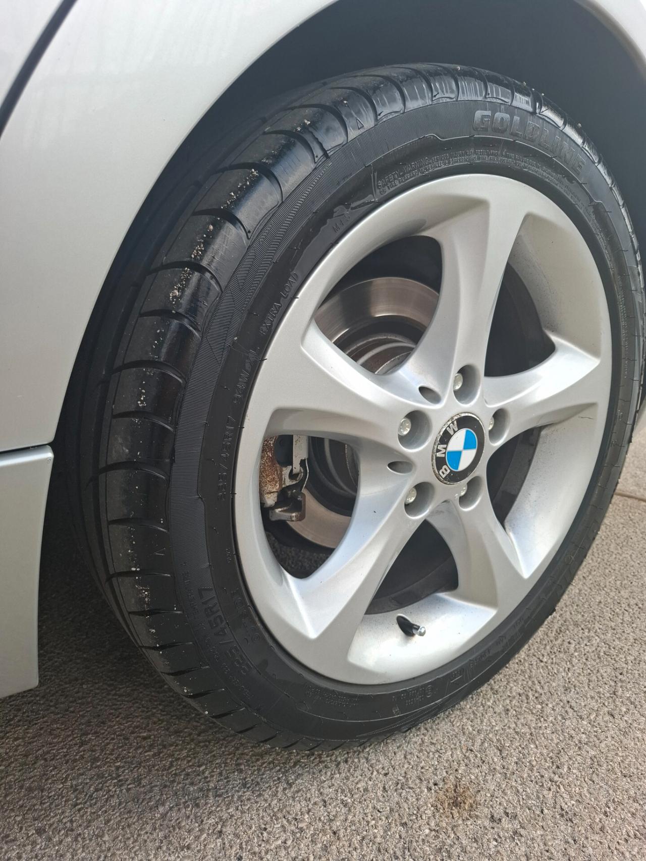 Bmw 320d 177cv bxenon-navi anno 2010