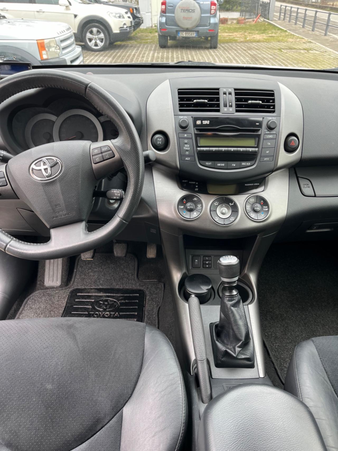 Toyota RAV 4 RAV4 2.2 D-4D 150 CV DPF Exclusive