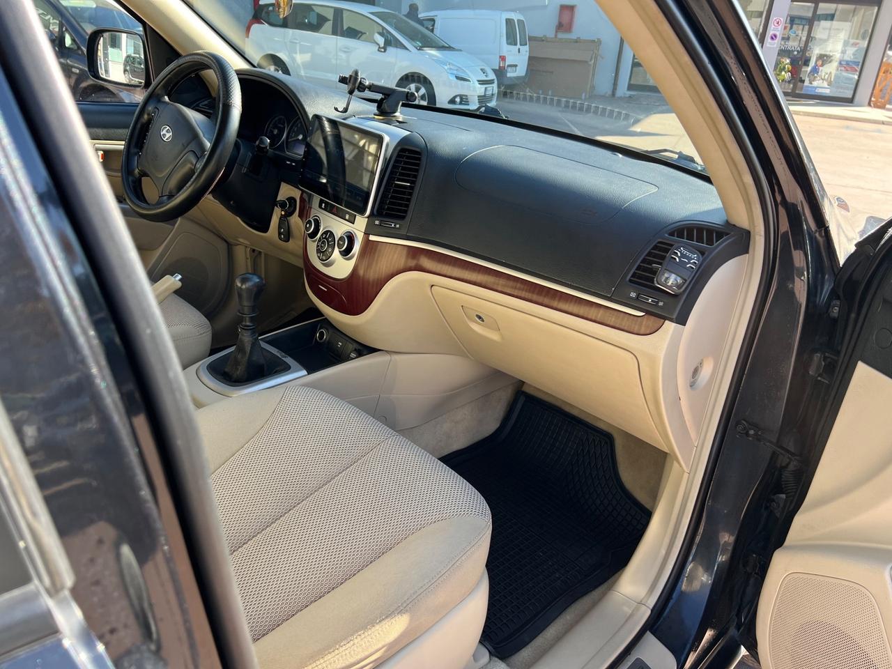 Hyundai Santa Fe 2.2 CRDi VGT Dynamic 5 p.ti