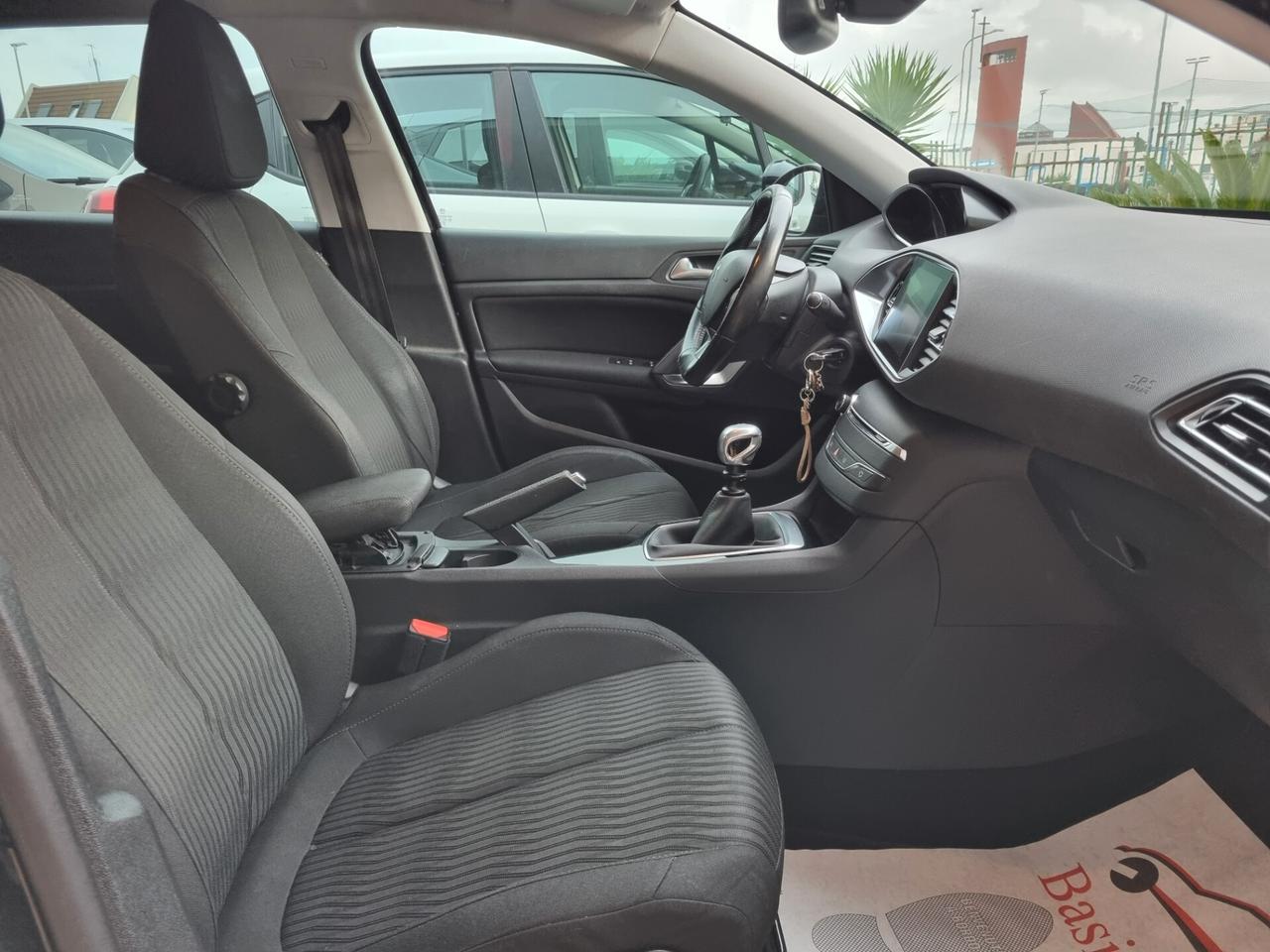 Peugeot 308 BlueHDi 120 S&S SW Active