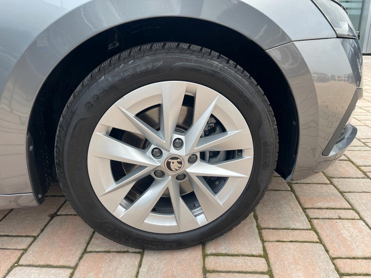 Skoda Octavia iV 1.4 TSI Plug-In Hybrid DSG Wagon Executive