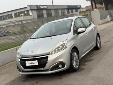 Peugeot 208 1.2 benzina 2017