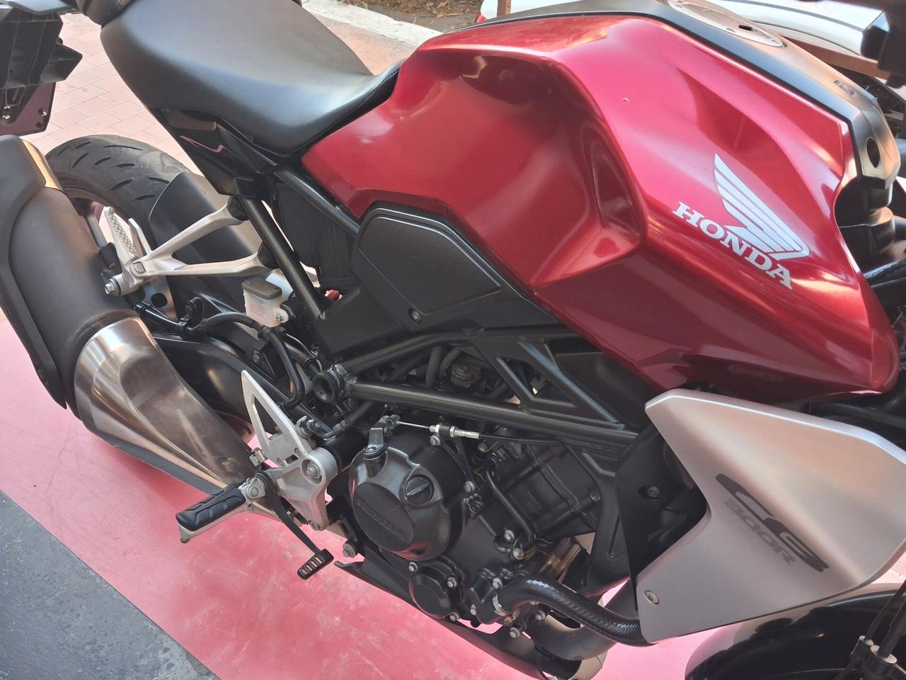 Honda CB 300 R ABS