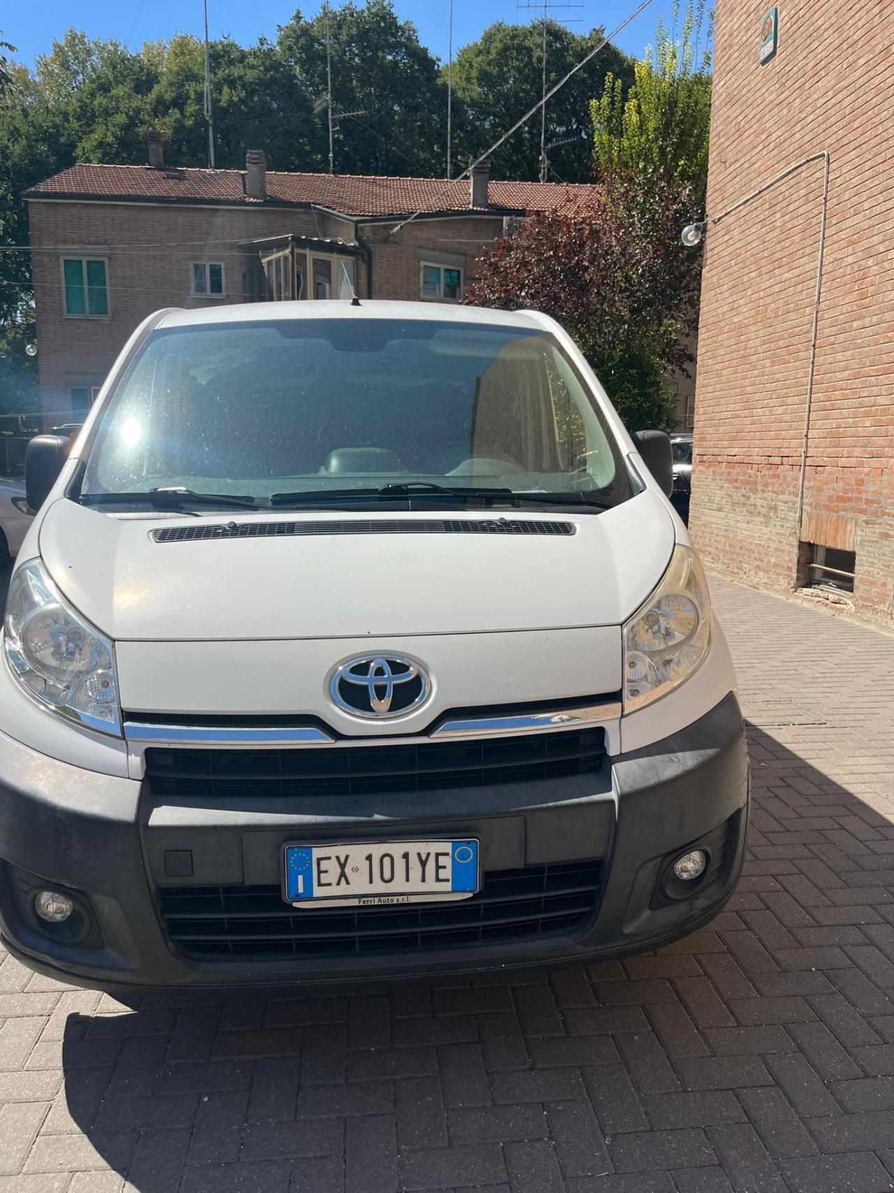 Toyota Proace 2.0 D-4D PC-TN Furgone Lounge 10q