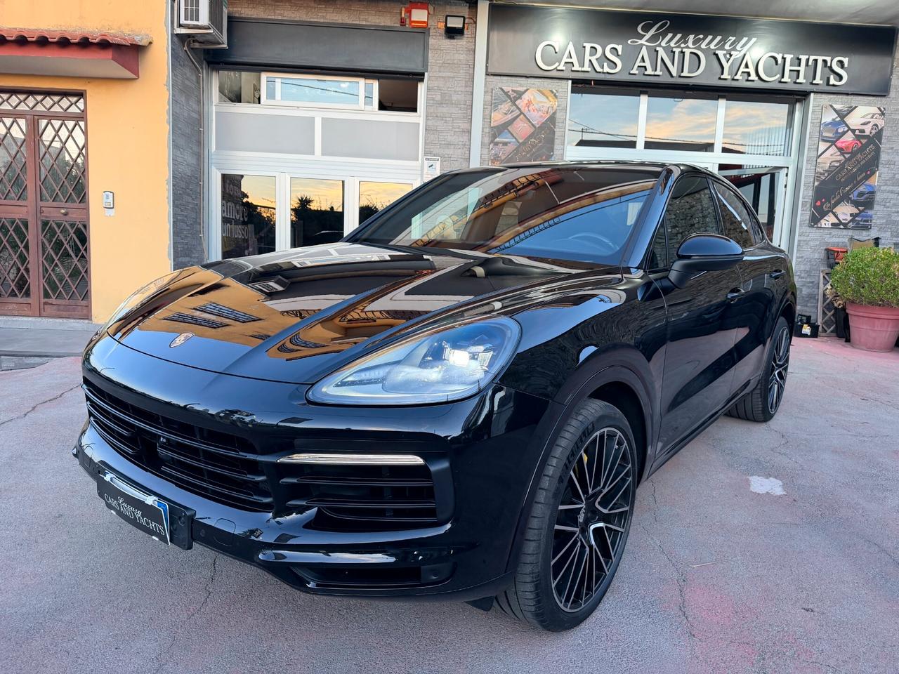 Porsche Cayenne Coupé 3.0 340-PANO-FULL-Total Black