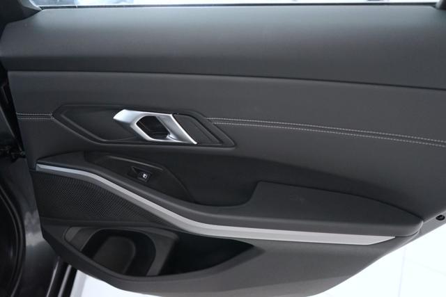 BMW 318 d 48V Business Advantage Italiana Ufficiale