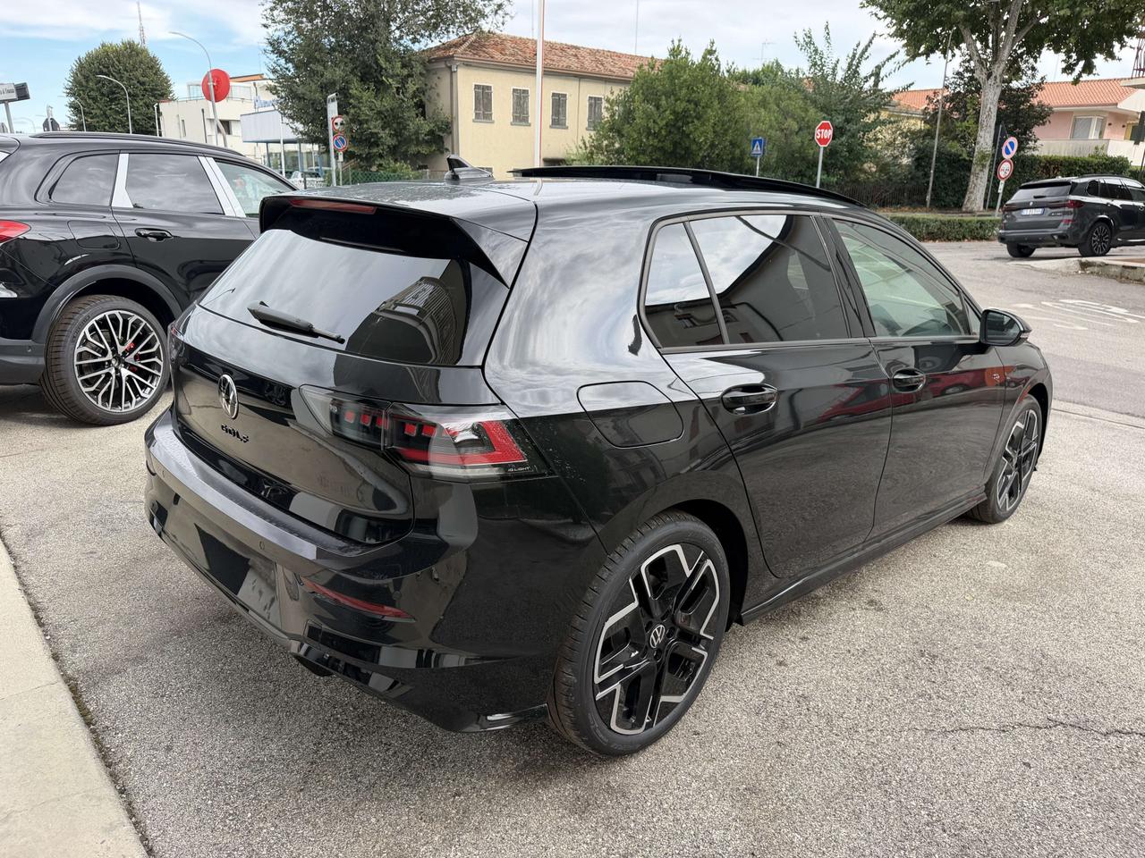 Volkswagen Golf Golf 1.5 etsi R-Line 150cv dsg