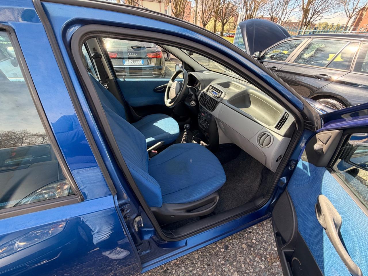 Fiat Punto 1.2i Benz cat 5 porte