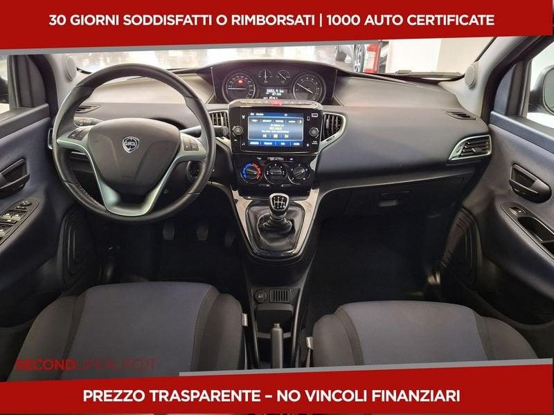 Lancia Ypsilon 1.0 firefly hybrid Gold Plus s&s 70cv 5p.ti