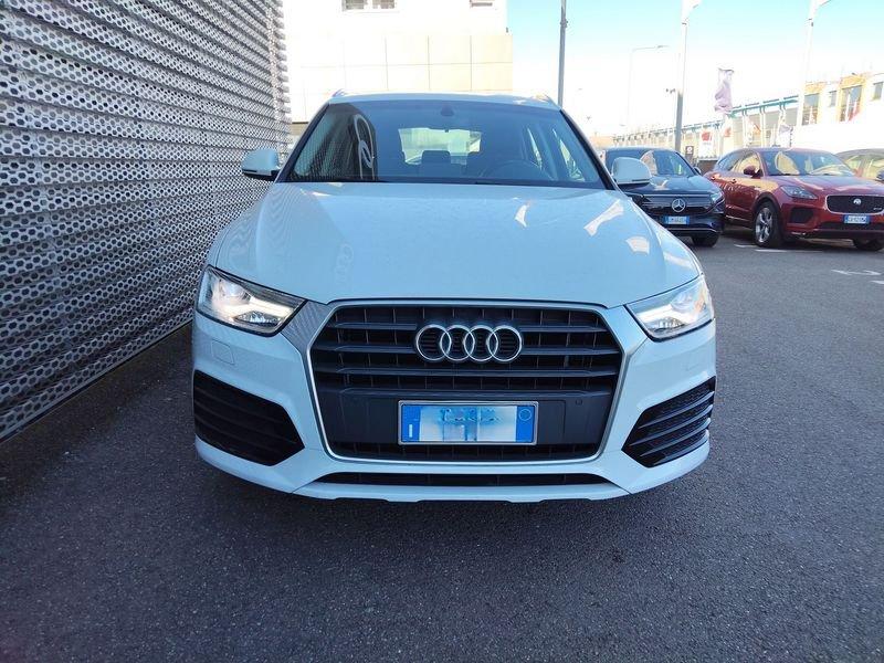 Audi Q3 2.0 TDI 150cv Business