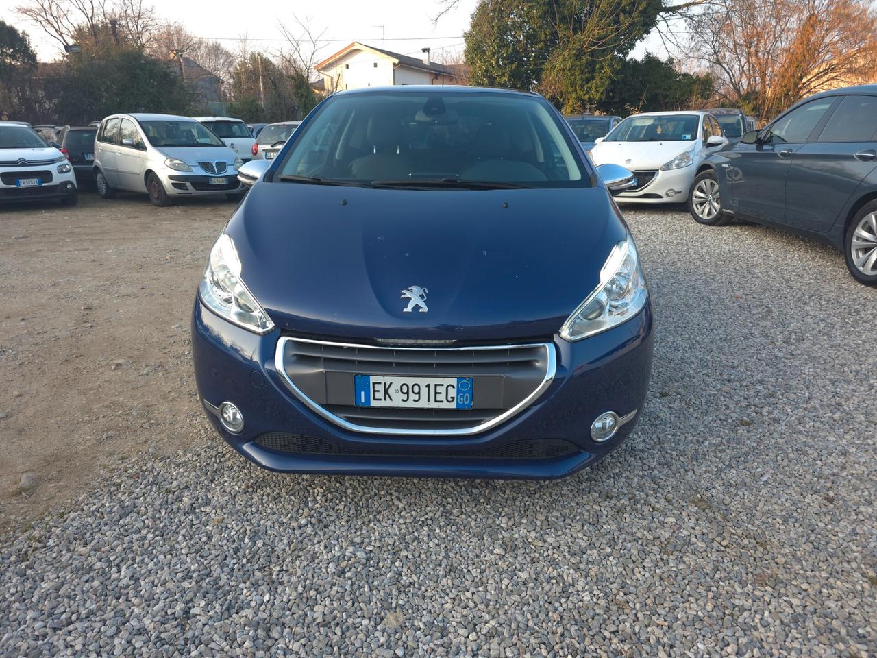 Peugeot 208 1.6 e-HDi 92 CV Stop&Start 3 porte Allure