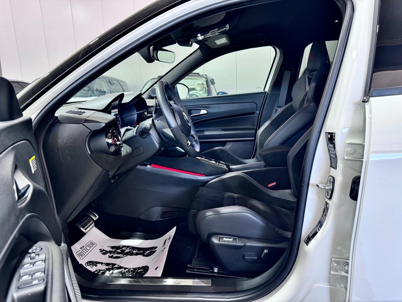 Alfa Romeo Junior 1.2 136 CV Hybrid eDCT6 Speciale