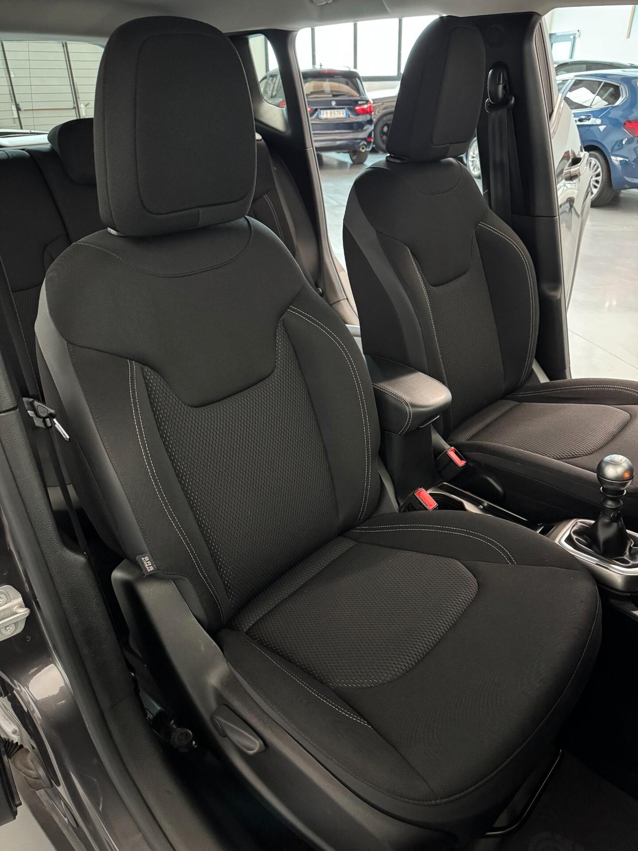 Jeep Renegade Limited 1.0cc 120cv CarPlay OK Neopatentati Finanziabile