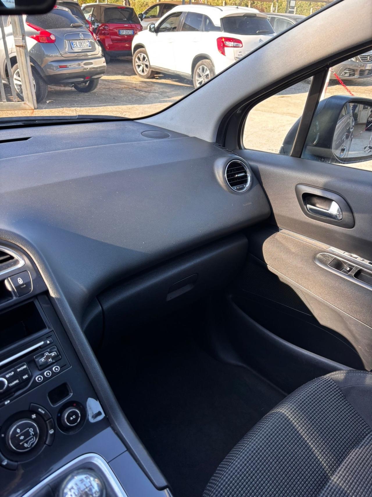 Peugeot 5008 2.0 HDi 150CV Business