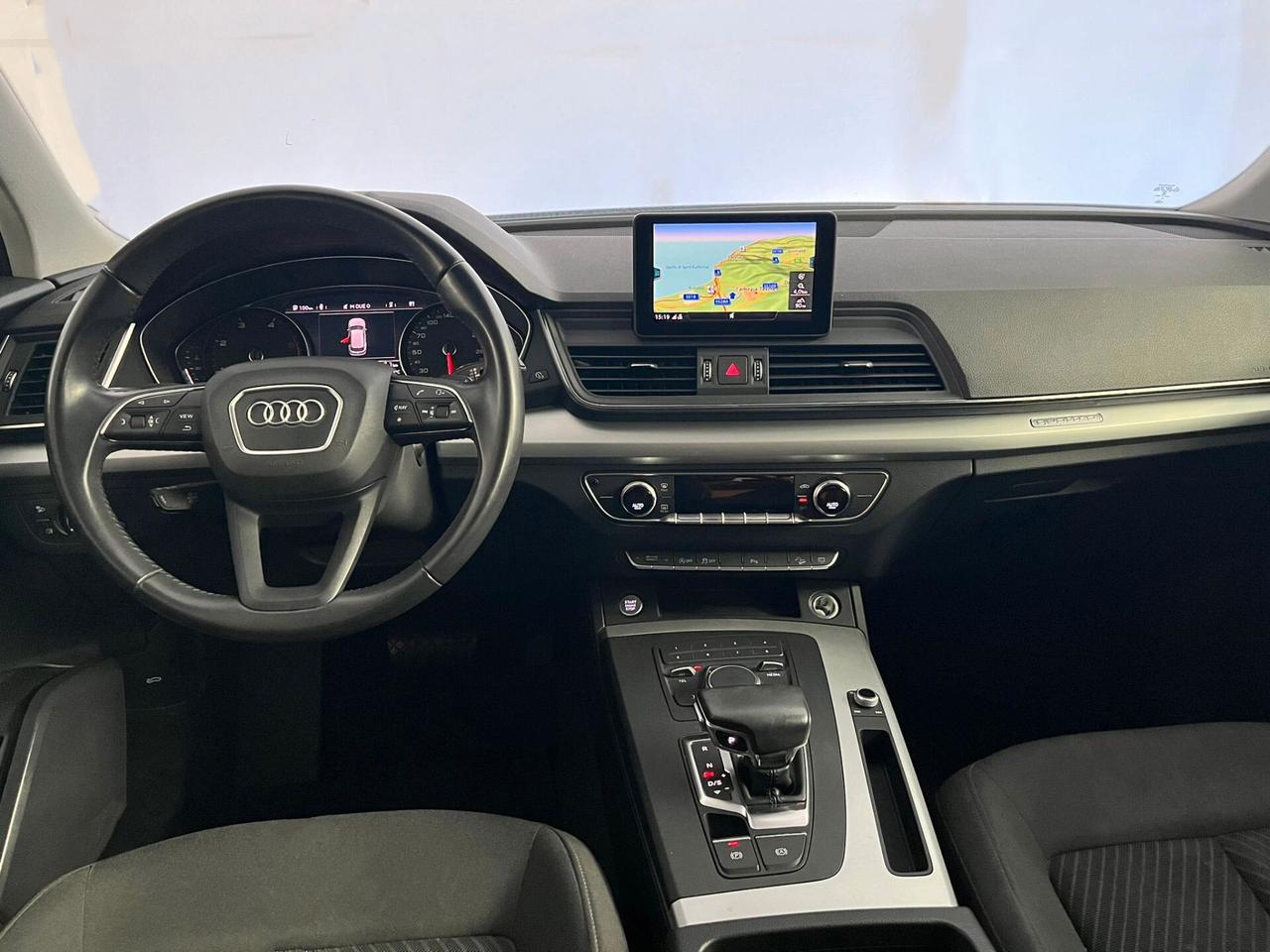 Audi Q5 35 TDI quattro S tronic Business