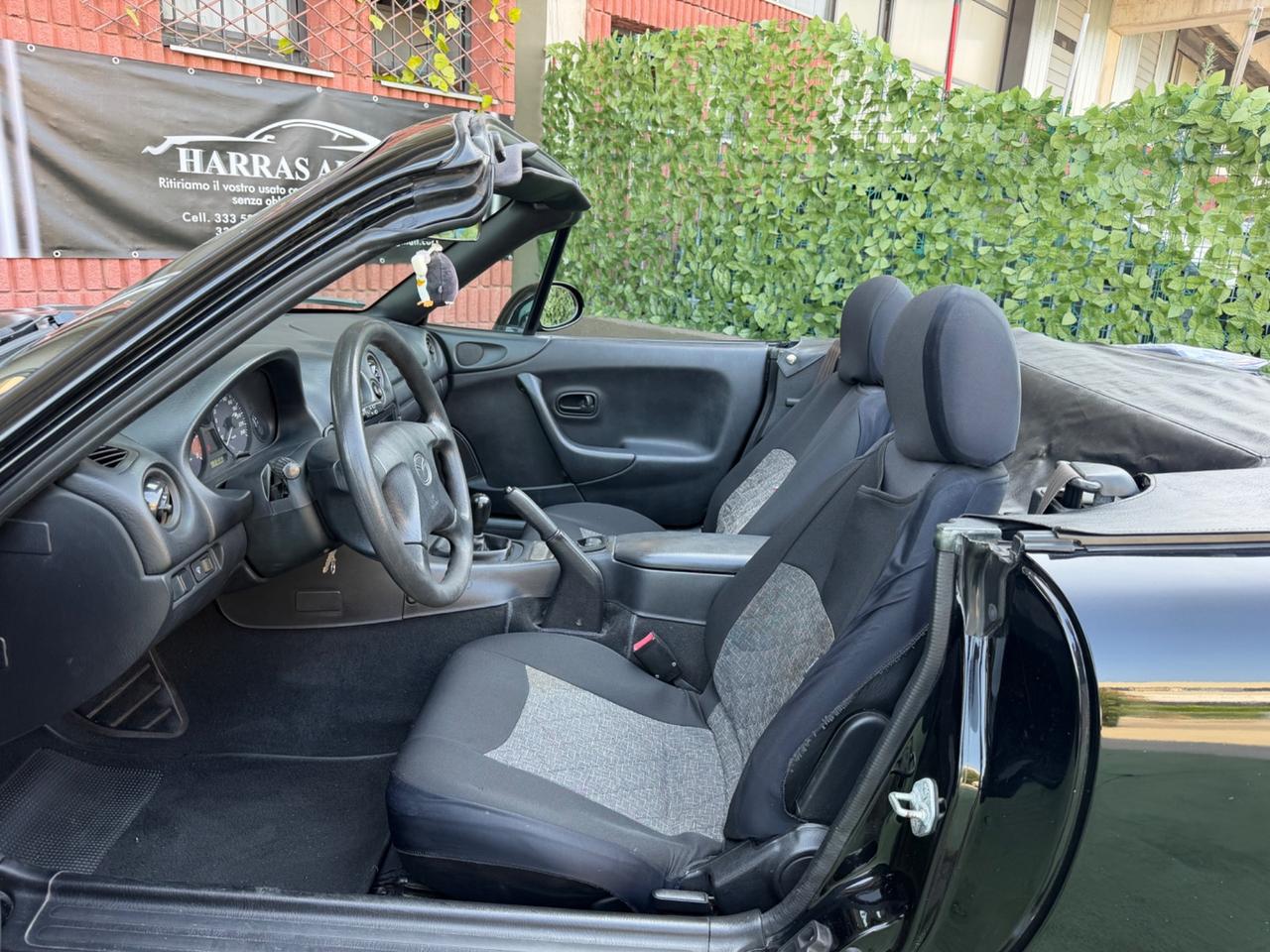 Mazda MX-5 1.6i 16V cat Miracle