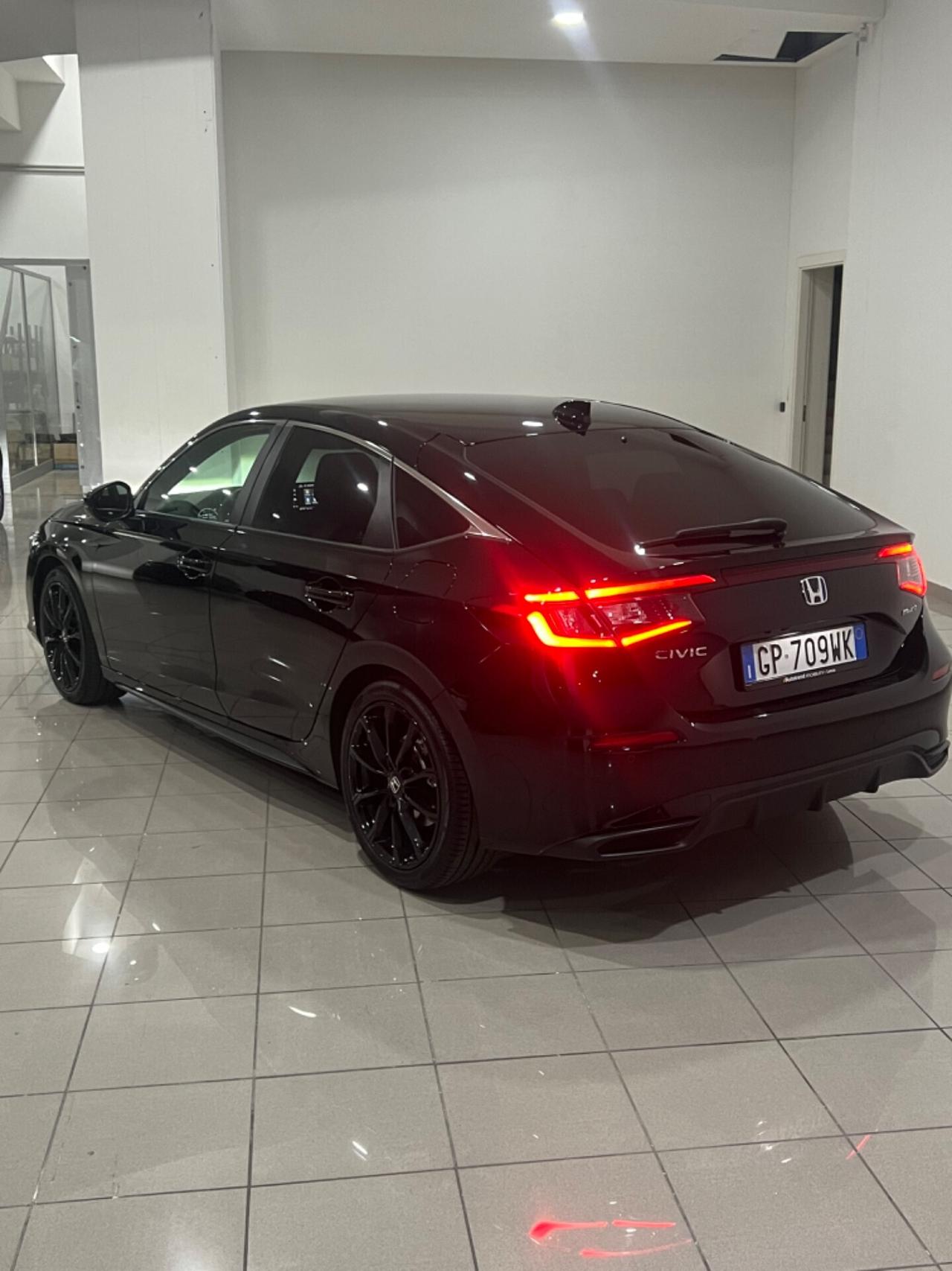 Honda Civic 2.0 Hev eCVT Elegance