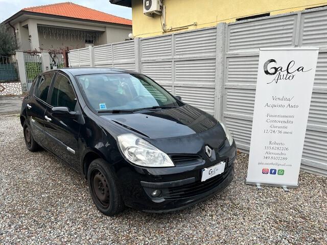 Renault Clio Storia 1.2 16V 5 porte GPL Dynamique